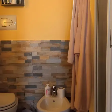 Fb House Палермо
