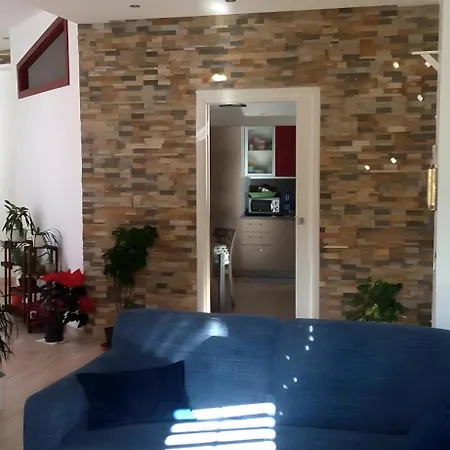 Fb House